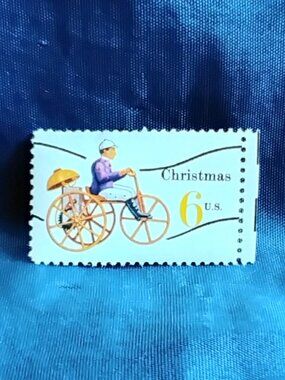 Uncirculated USA 1970 Christmas 6 Cent Stamp!!